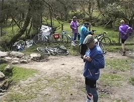 Lunch near the footbridge at Becka Brook